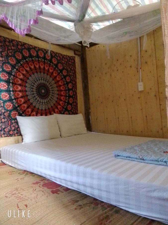 Du Gia Van Chung Homestay Làng Cac 외부 사진
