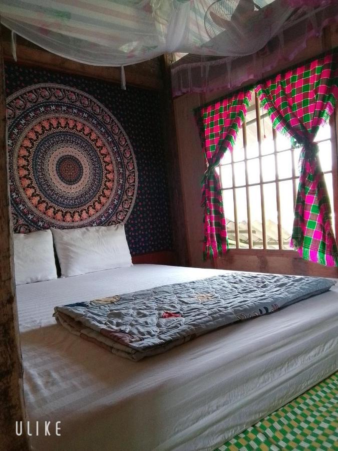Du Gia Van Chung Homestay Làng Cac 외부 사진