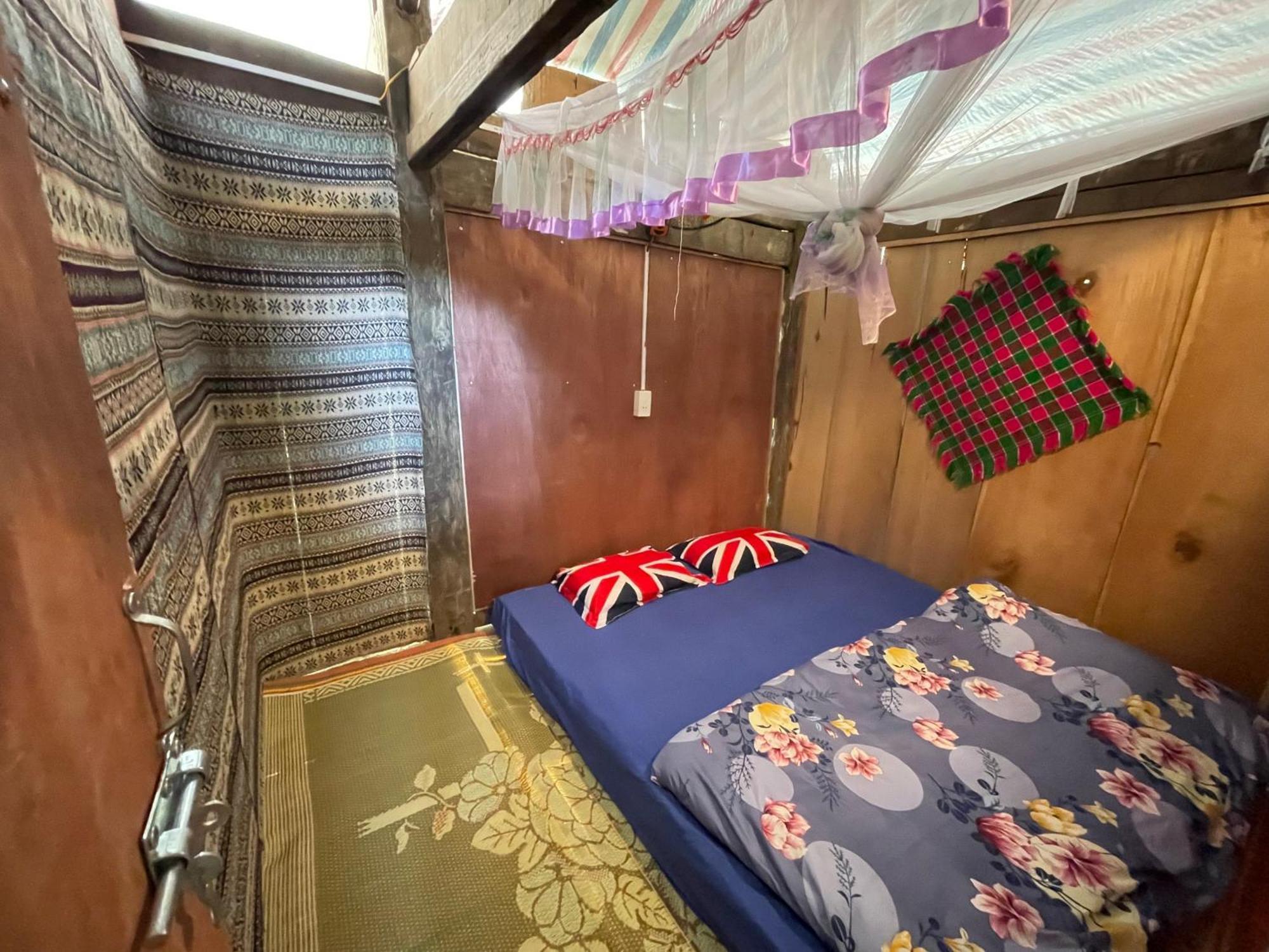 Du Gia Van Chung Homestay Làng Cac 객실 사진